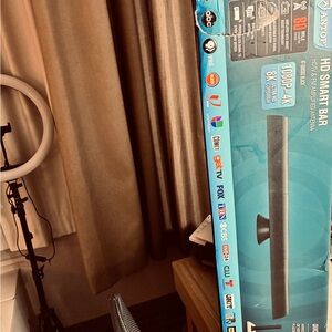 Antop HDTV Smart Bar Antenna BOX GOT DAMAGED IN TRANSPORT.